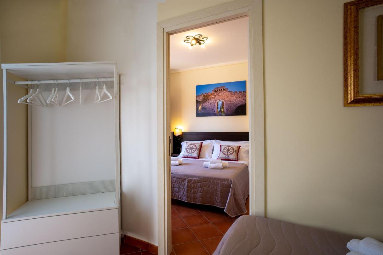 B&B Re Tancredi Taormina Luaran gambar