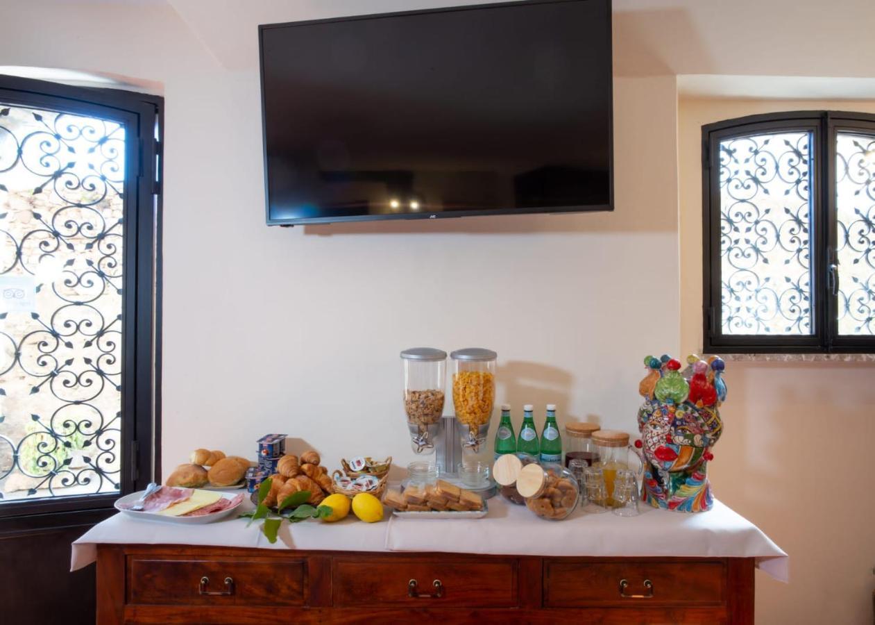 B&B Re Tancredi Taormina Luaran gambar